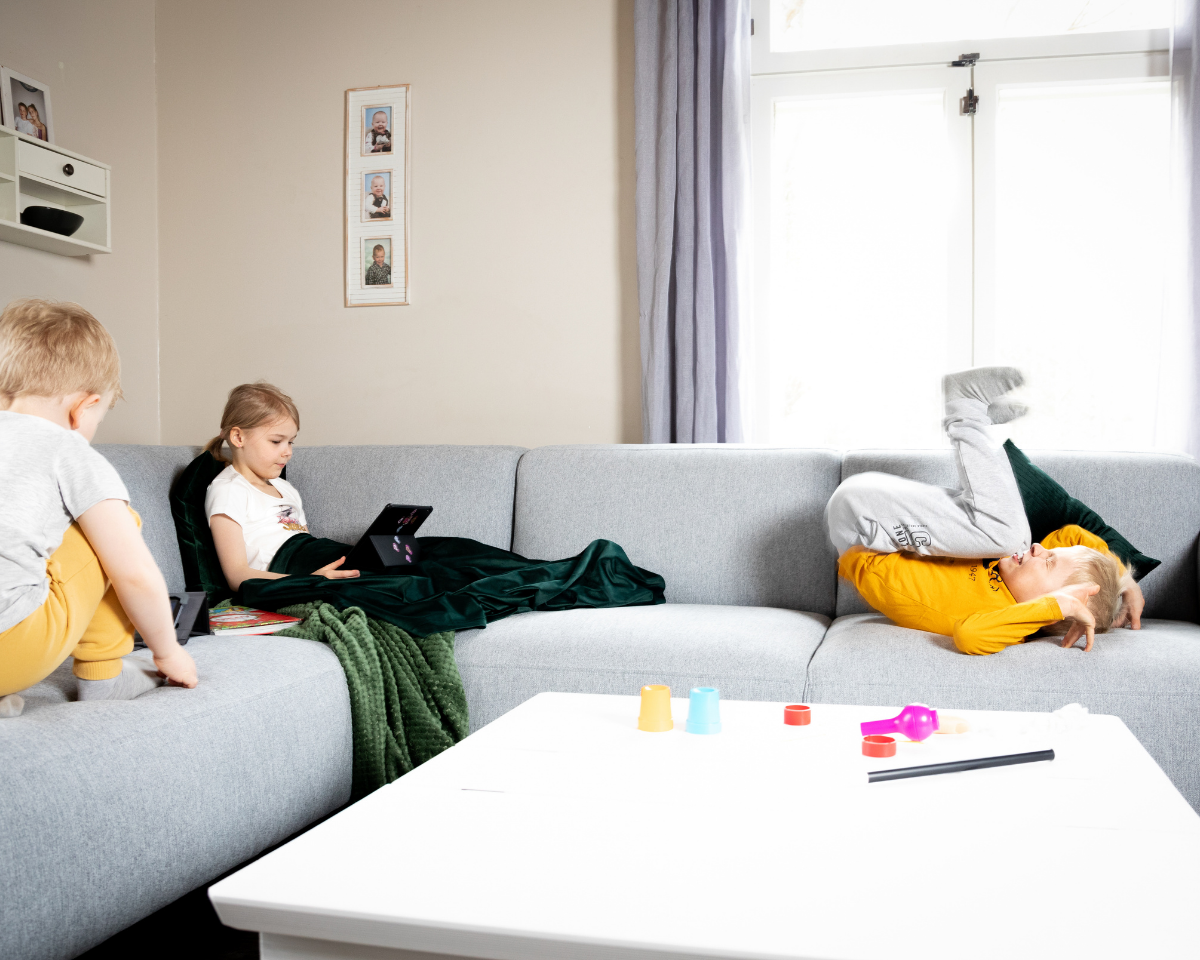 Kotimaisten verhoilukankaiden uusi klassikko – AquaClean on joka perheen unelma