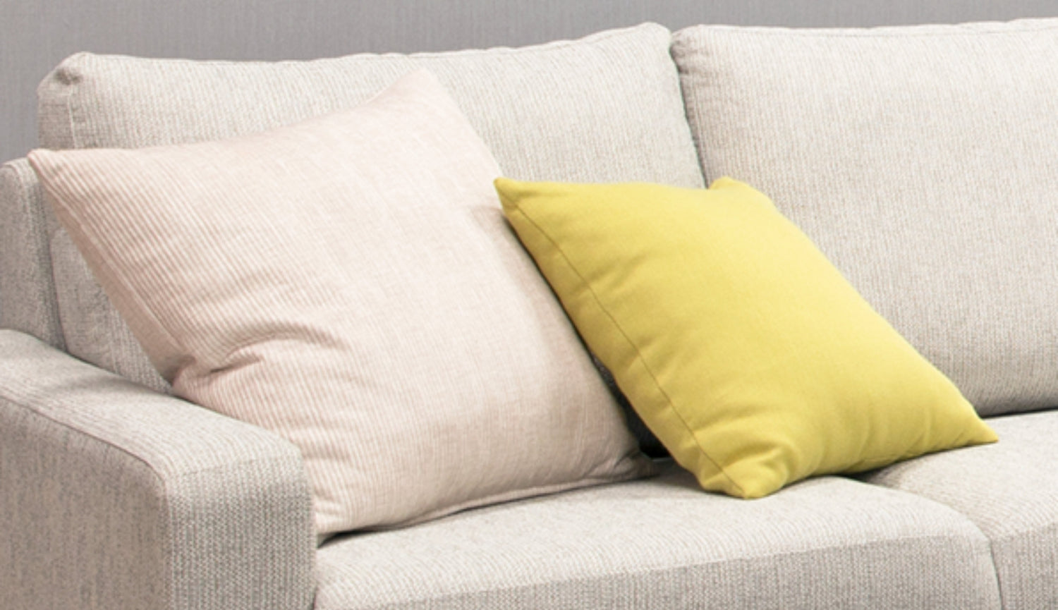 Koristetyynyt ja torkkupeitot