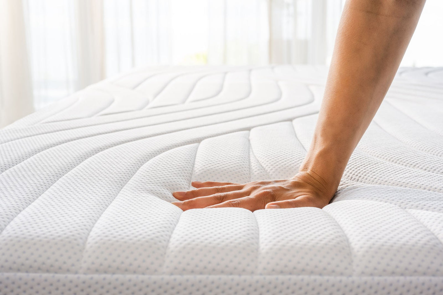 Lähikuvassa on Tempur Pro Plus CoolQuilt -patja.