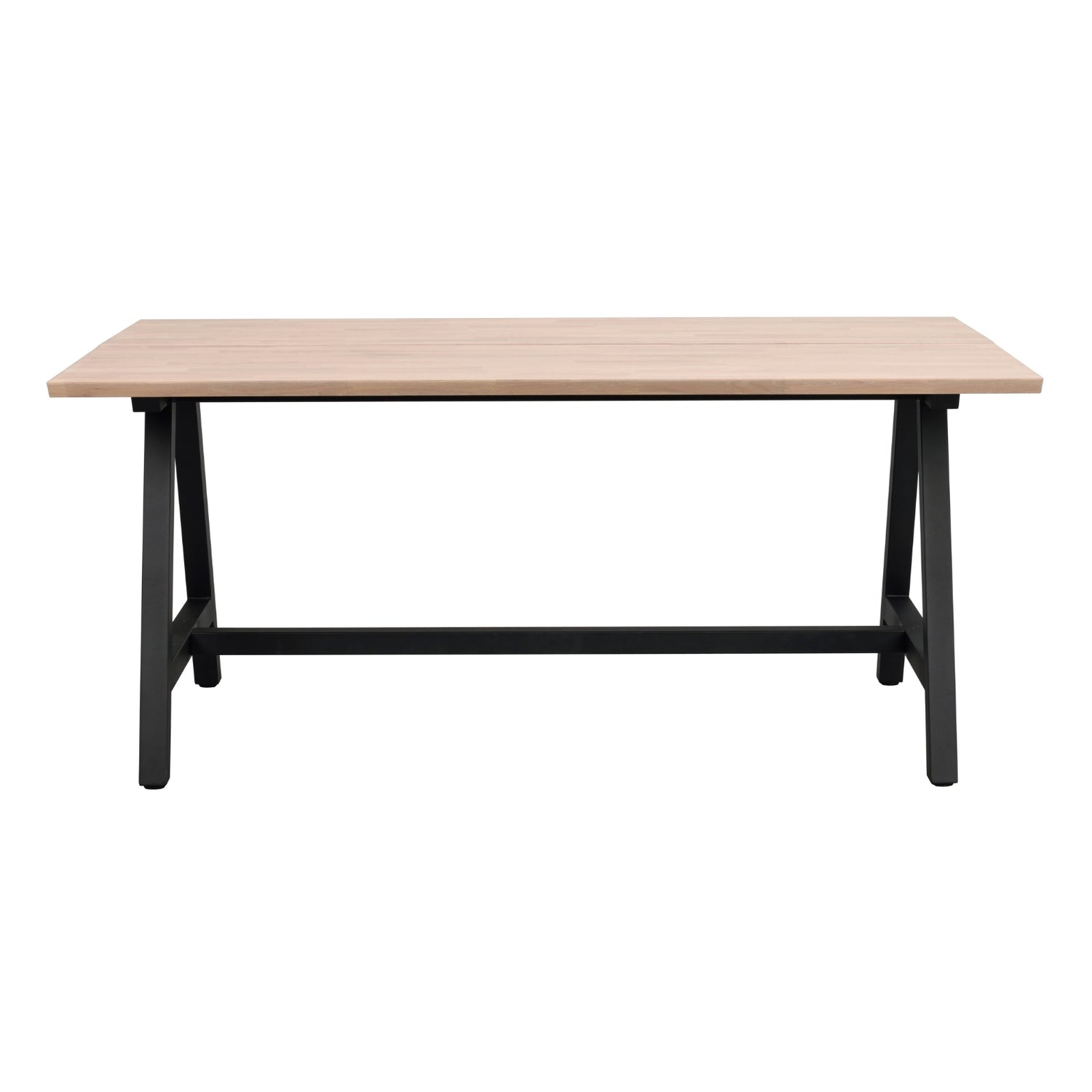 Carradale-ruokapöytä valkotammenvärisellä kannella ja mustilla A-mallisilla metallijaloilla.