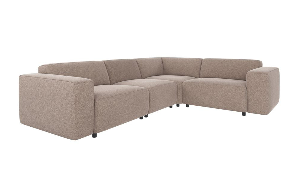 Willard-kulmasohva 3+2 beigellä Brenda 34-kankaalla ja mustilla muovijaloilla.