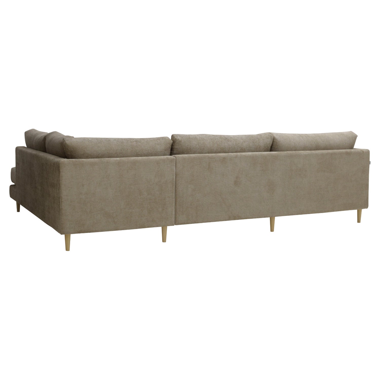 Halla-kulmadivaani oikeanpuoleisella divaanilla. Sohva on verhoiltu beigenruskealla Vogue 02 -kankaalla. Luonnonväriset 14 cm pyöreäkartiopuujalat.