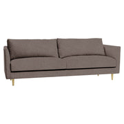 3-istuttava 252 cm Halla-sohva ruskealla Barcelona 40 -kankaalla. Luonnonväriset 14 cm pyöreäkartiopuujalat.