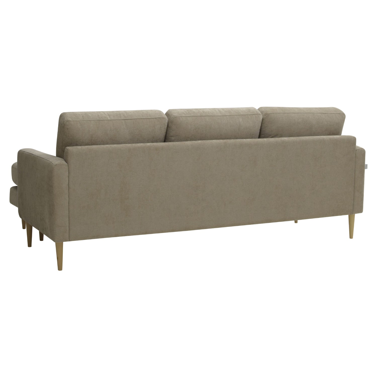 Kolmen istuttava Mila-divaanisohva vasemmanpuoleisella divaanilla (kätisyys vaihdettavissa). Sohva on verhoiltu ruskealla Feel 11 -kankaalla ja siinä on luonnonväriset pyöreäkartio-puujalat.