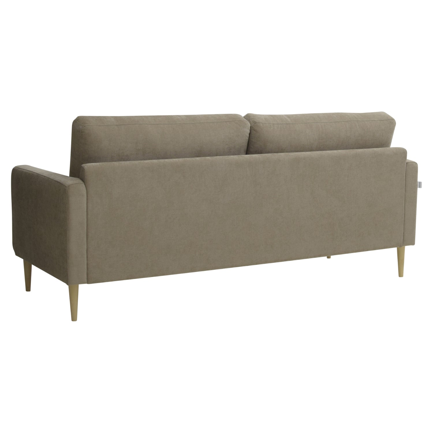 Kolmen istuttava Mila-sohva ruskealla Feel 11 -kankaalla ja luonnonvärisillä pyöreäkartion mallisilla jaloilla.