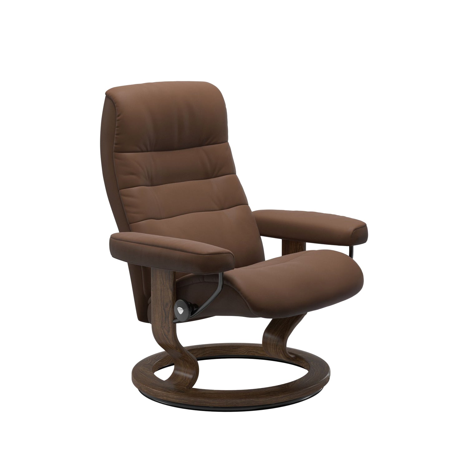 Stressless Opal M -lepotuoli ruskeana: Warm Brown 87 Batick-nahkaverhoilulla ja tiikki petsatulla -Classic-puujalustalla.