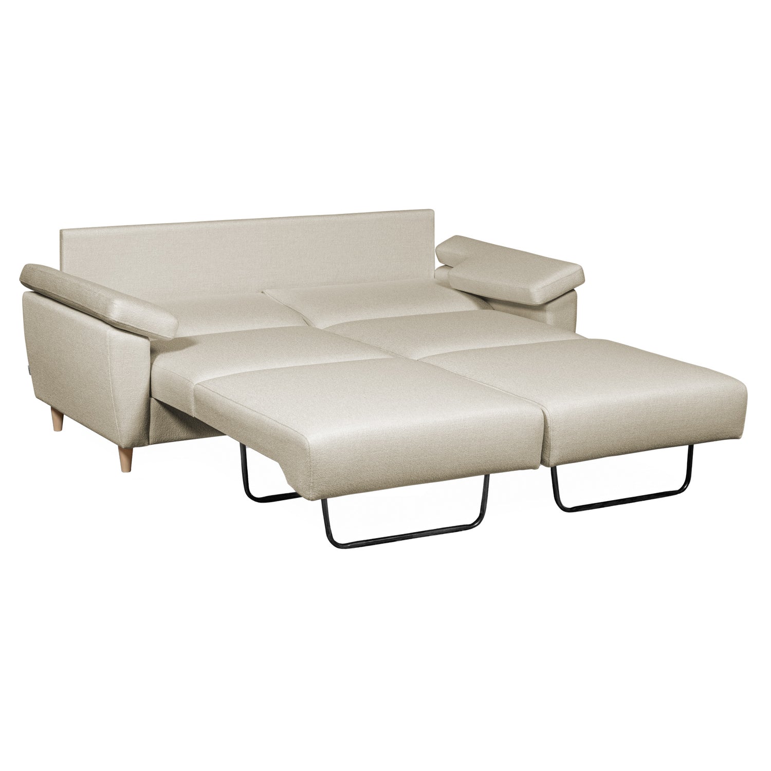 Salla-vuodesohva beigellä Minco 30-kangasverhoilulla ja luonnonvärisillä puujaloilla. Vuodemekanismi on avattavissa yhdelle tai kahdelle nukkujalle.