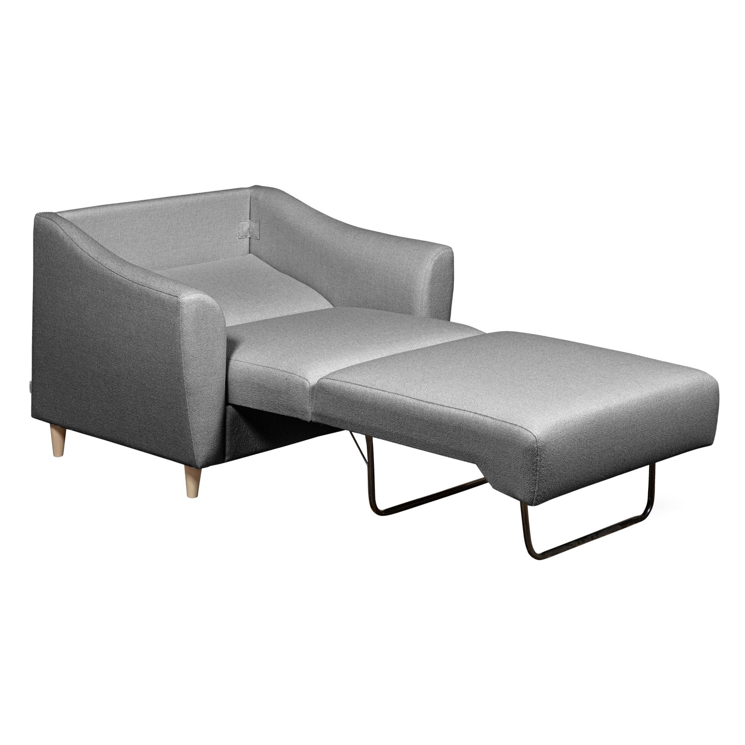 Salla-vuodetuoli harmaalla Minco 16-kangasverhoilulla ja luonnonvärisillä puujaloilla. Helppokäyttöinen vuodemekanismi on nopea levittää yhdelle nukkujalle.