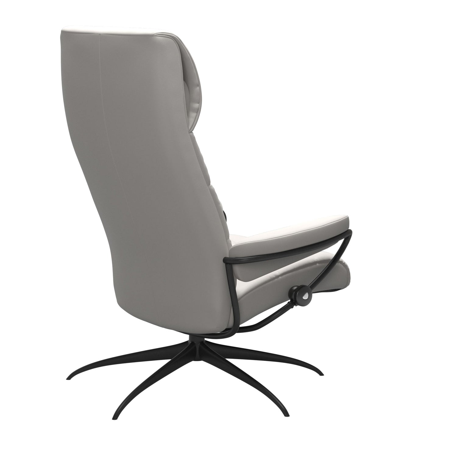 Stressless London, korkeaselkänojainen -lepotuoli valkoisena: Milky White 05 Batick -nahkaverhoilulla ja mattamustalla Star-metallijalustalla.