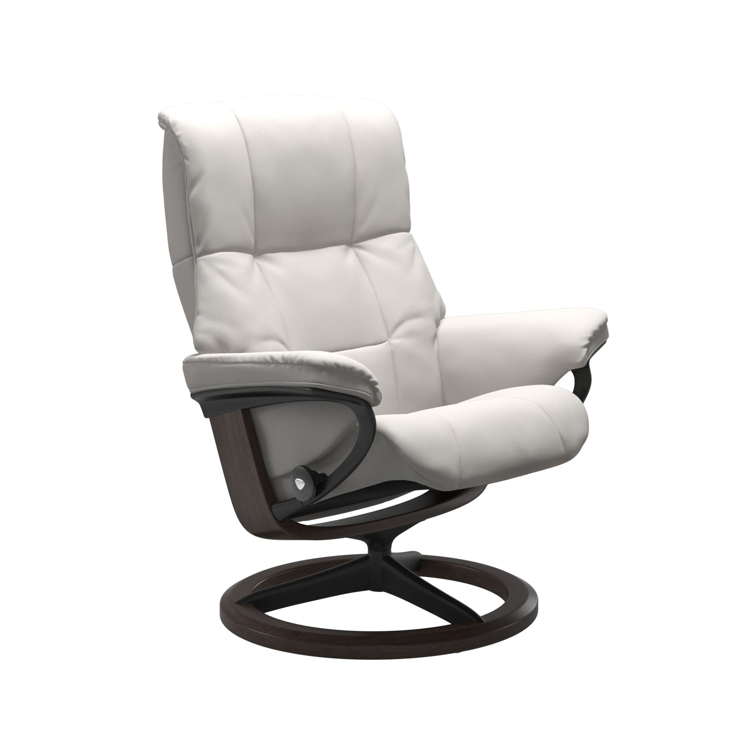 Stressless Mayfair M -lepotuoli valkoisena: Milky White 05 Batick -nahkaverhoilulla ja wenge petsattu pyökki/mattamusta metalli -Signature-yhdistelmäjalustalla.