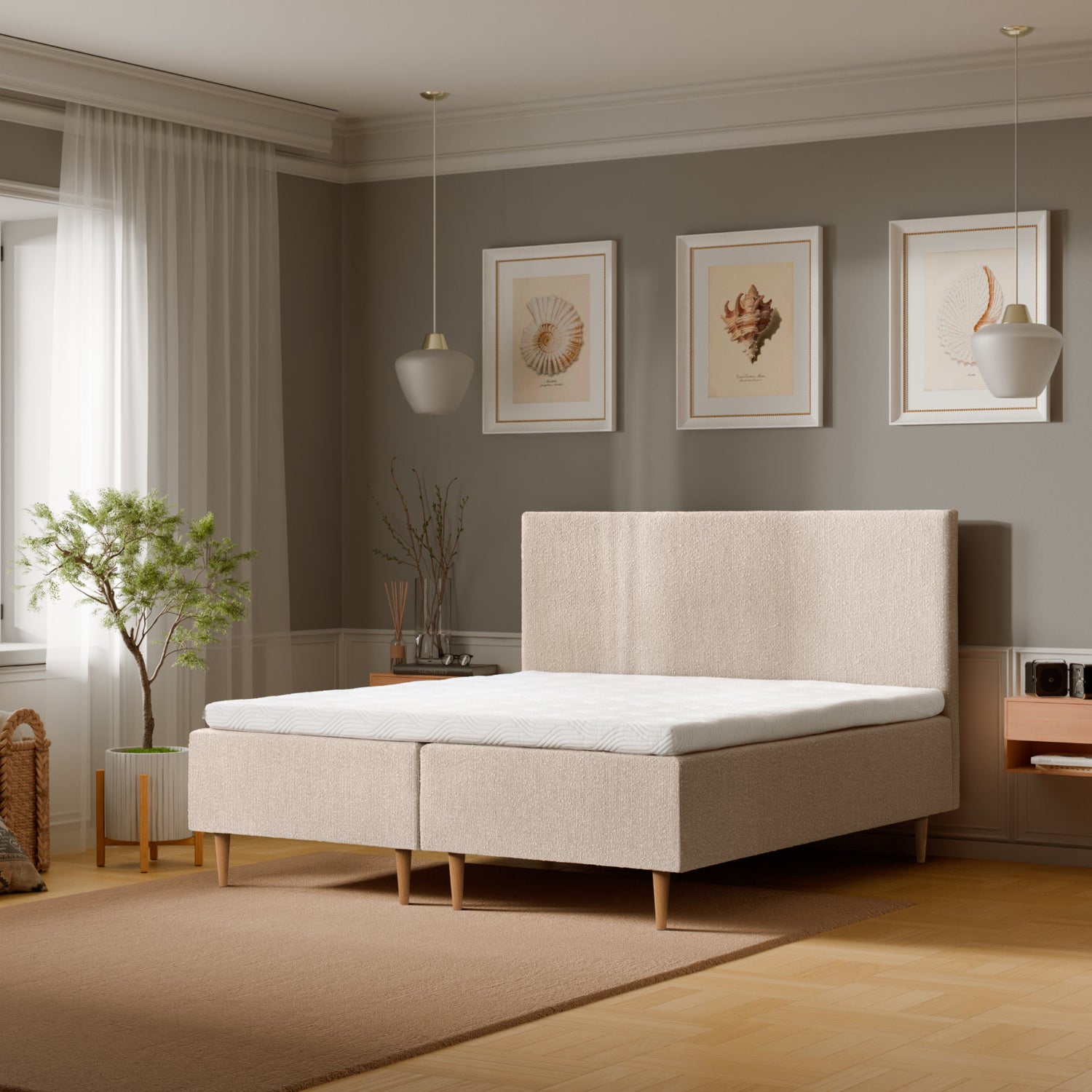 Kuvassa on Tempur Break Box -runkopatjat beigellä verhoilulla ja tammijaloilla. Kuvan Tempur Break Classic -sängynpääty myydään erikseen.