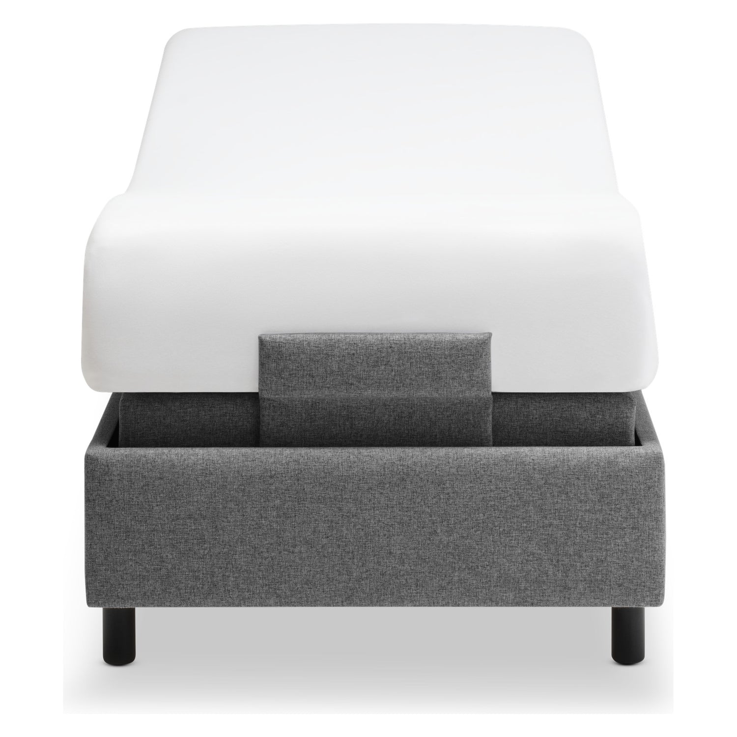 Tempur Boxspring Adjustable -vuodepaketti grafiitin värisellä Dark Stone -kankaalla verhoiltuna ja TEMPUR PRO Plus CoolQuilt 27 cm patjalla, sekä tummilla vakiojaloilla.