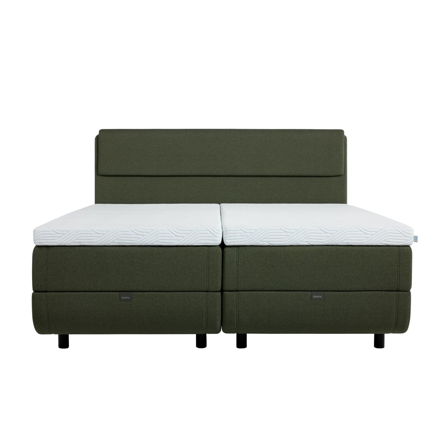 TEMPUR NORTH säätösänky vihreällä Green-kangasverhoilulla ja TEMPUR Pro Plus SmartCool -sijauspatjoilla, sekä mustalla jalkasarjalla. Kuvan sängynpääty myydään erikseen.