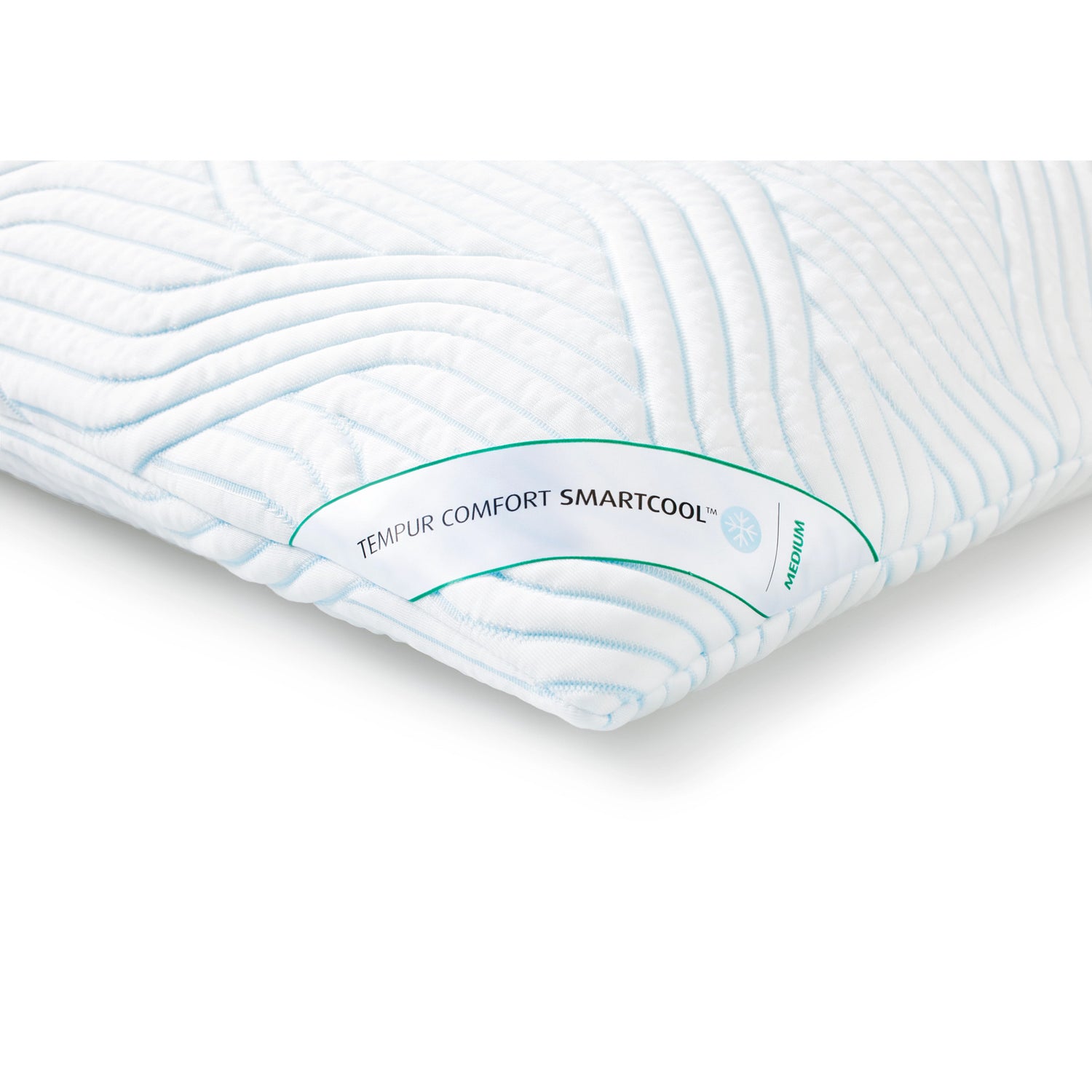 Tunteeltaan medium Tempur Comfort Smart Cool -tyyny mukautuu täydellisen erinomaisesti päälle, kaulalle ja hartioille erityisesti kylki- ja selkänukkujilla.