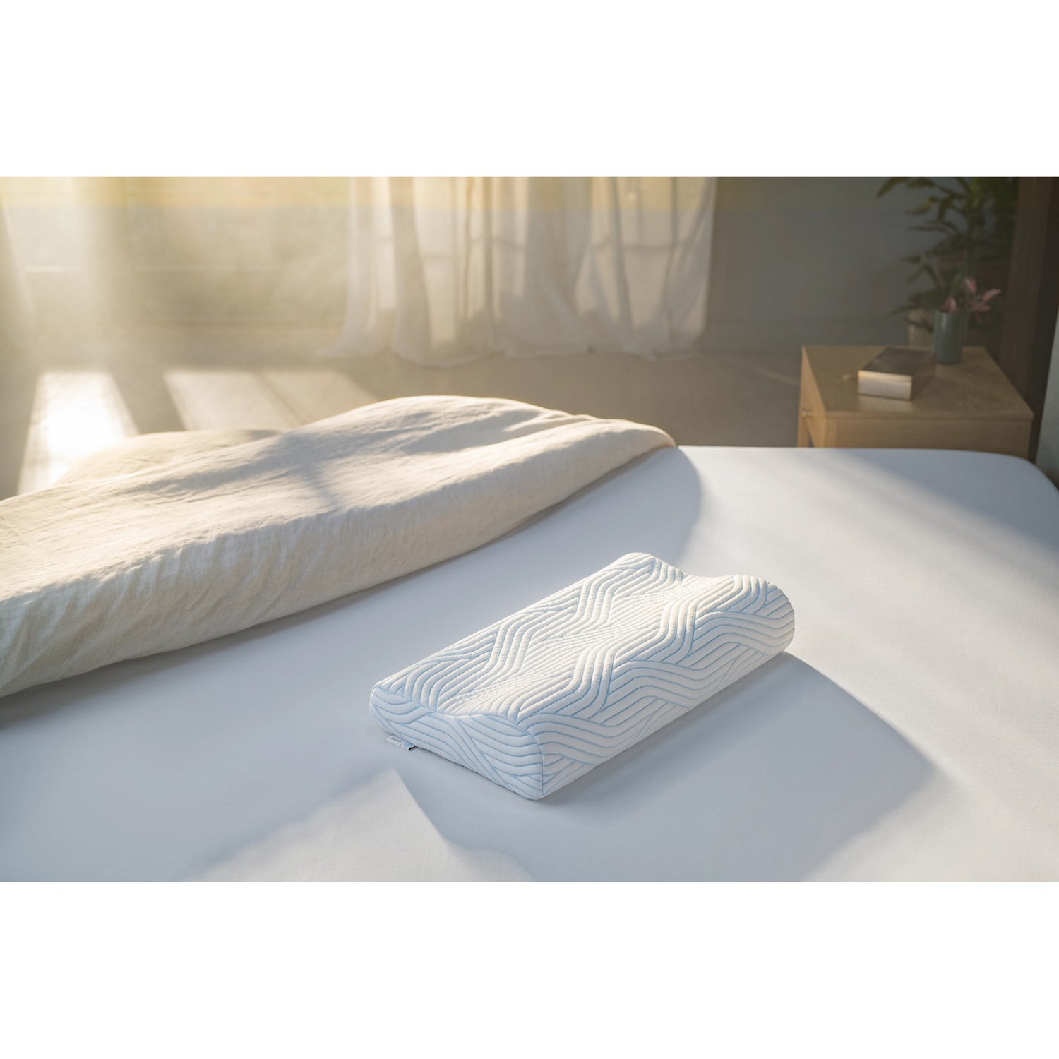 Tempur Original -tyyny on ergonomisesti muotoiltu tukityyny kylkiasennossa nukkuvalle. Se sopii erityisesti selkä- ja niskakivuista kärsiville, sillä niskan ja pään muotoihin täydellisesti mukautuvana se vähentää hartiaseudun kireyttä ja jäykkyyttä.