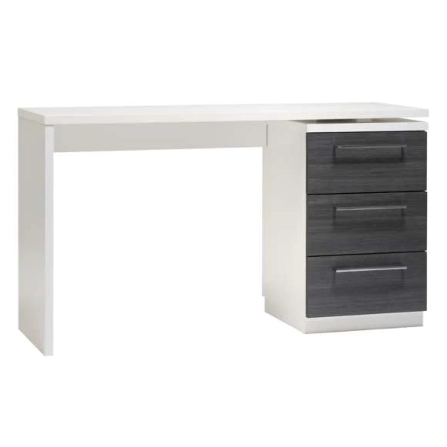 Usva-sarjan valkoinen kirjoitustaso yhdistettynä kapeaan 3-laatikon sokkelijalkaiseen pikkulipastoon. Kuvan Usva-työpöydän kokonaisleveys on 137 cm ja kapea matala Usva-sarjan lipasto-osa myydään erikseen.