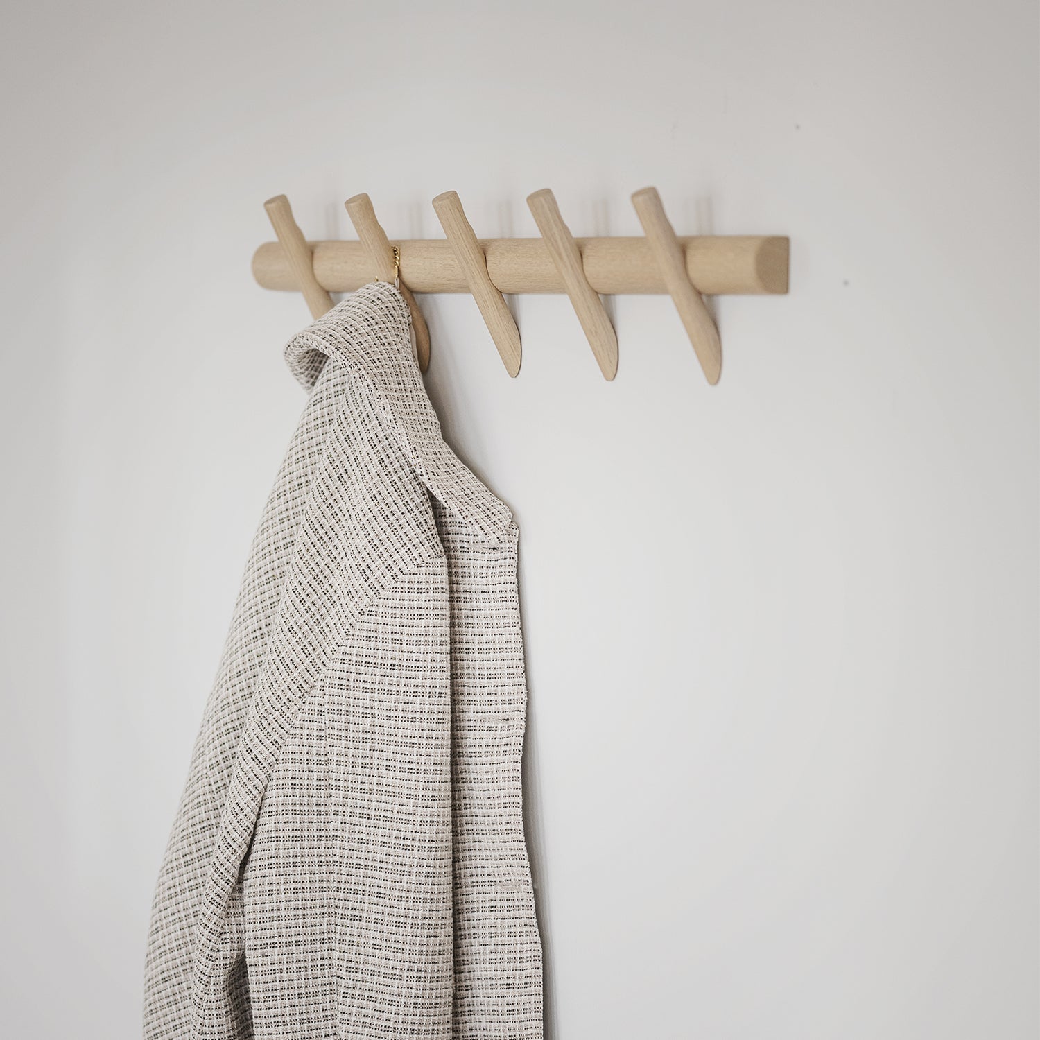 HILLMOND vaatenaulakko