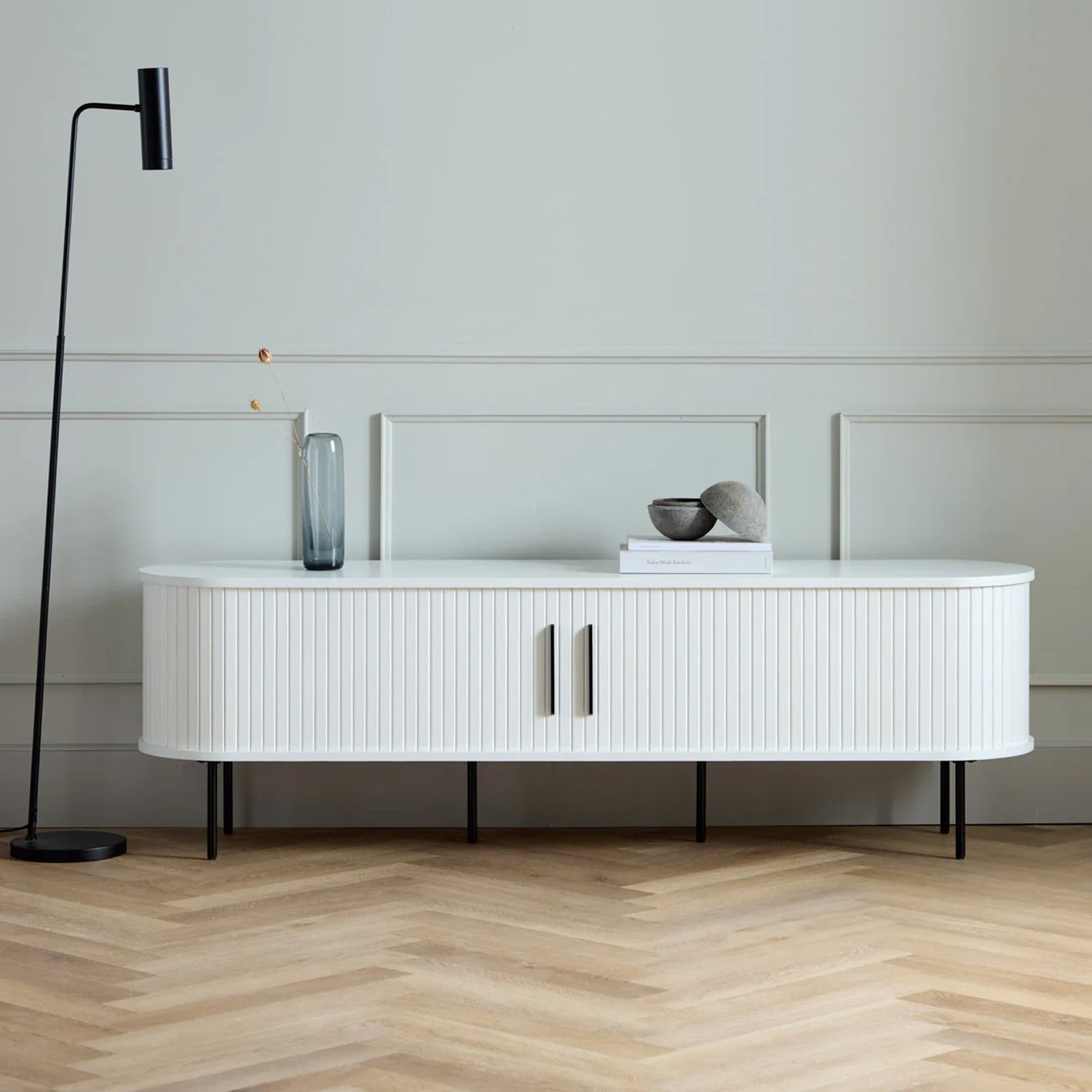 NOLA tv-taso ovaali 180 cm