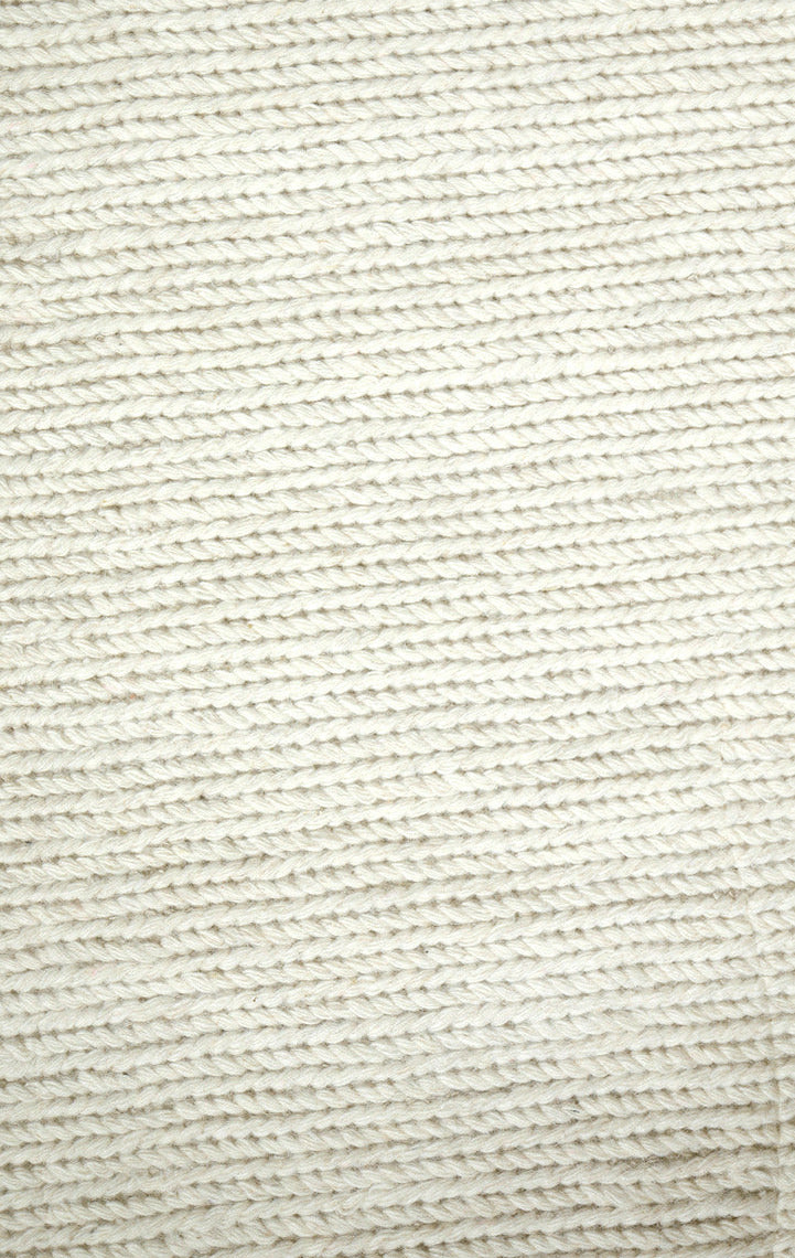 Anna-villamaton palmikkopintaa valkoisena.