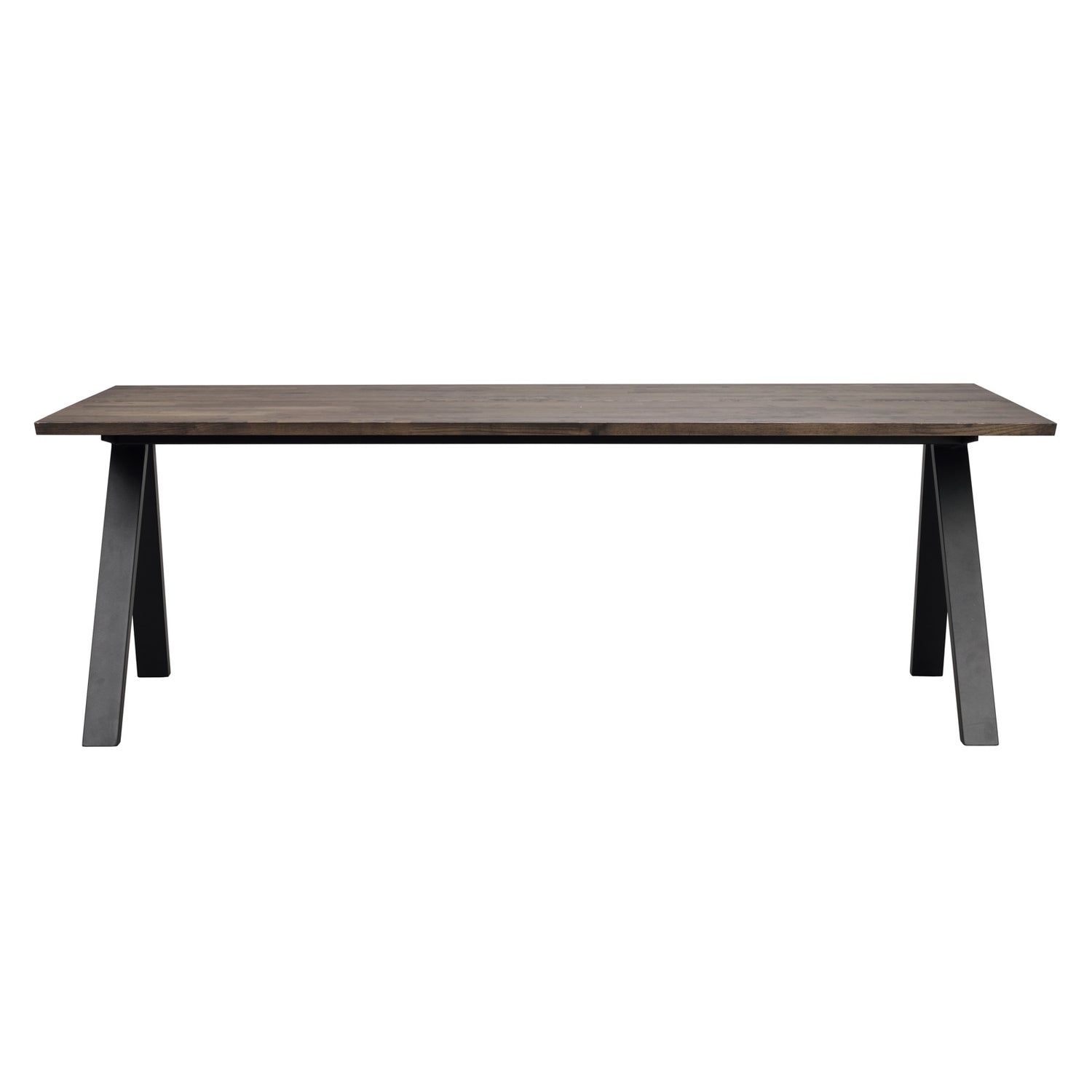 Carradale-ruokapöytä savutammenvärisellä kannella ja mustilla V-mallisilla metallijaloilla.