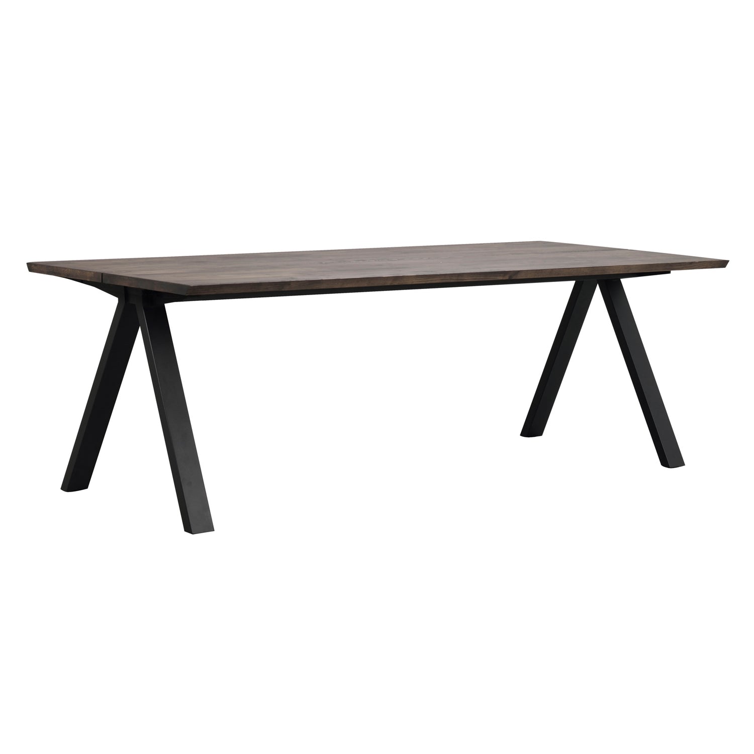 Carradale-ruokapöytä savutammenvärisellä kannella ja mustilla V-mallisilla metallijaloilla.
