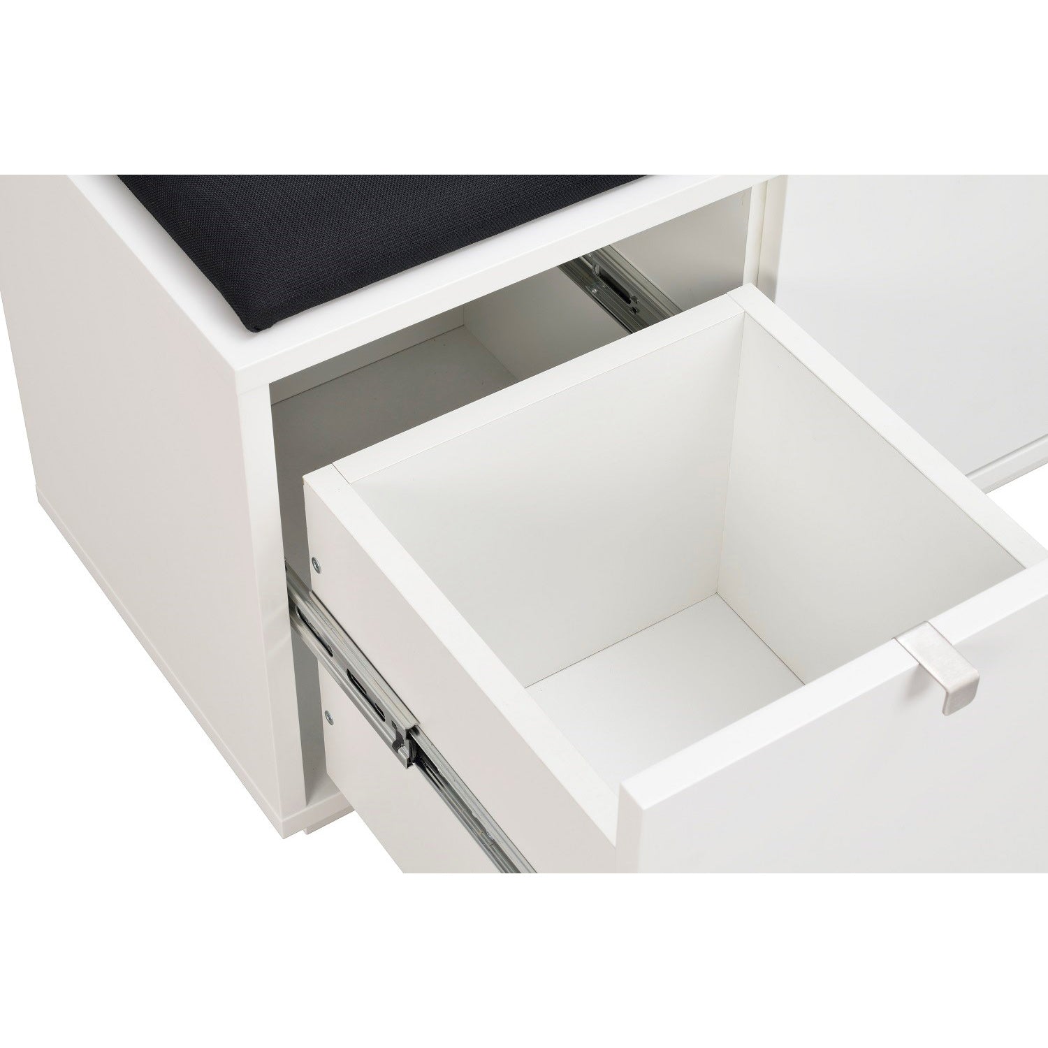 Valkoinen Confetti -säilytyspenkki 3-ltk, mustalla istuinpehmusteella.