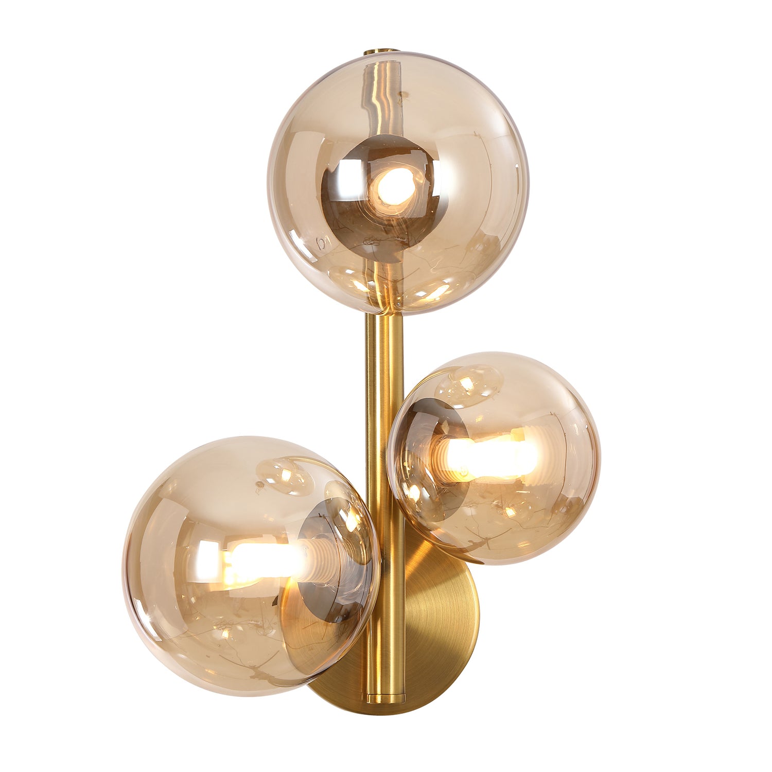 Glasgow-seinävalaisin messingin värisellä rungolla ja samppanjan värisillä lasikuvuilla. Valaisimeen kuuluu irrallinen johto virtakatkaisijalla.