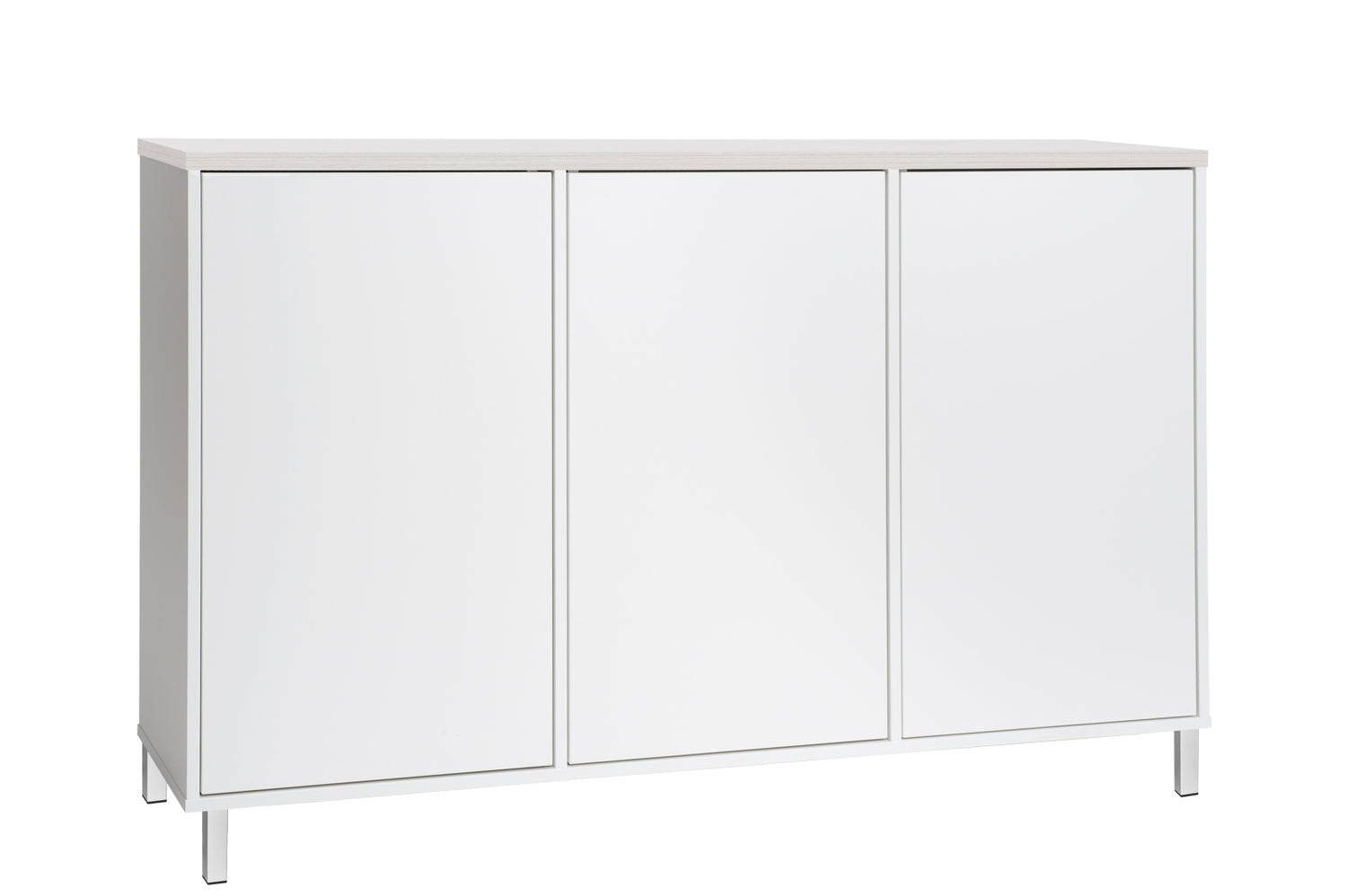 Kuvassa on 144 cm leveä valkoinen Kivi-senkki, jonka kansi on väriltään valkosaarni ja metallijalat ovat valkoiset.