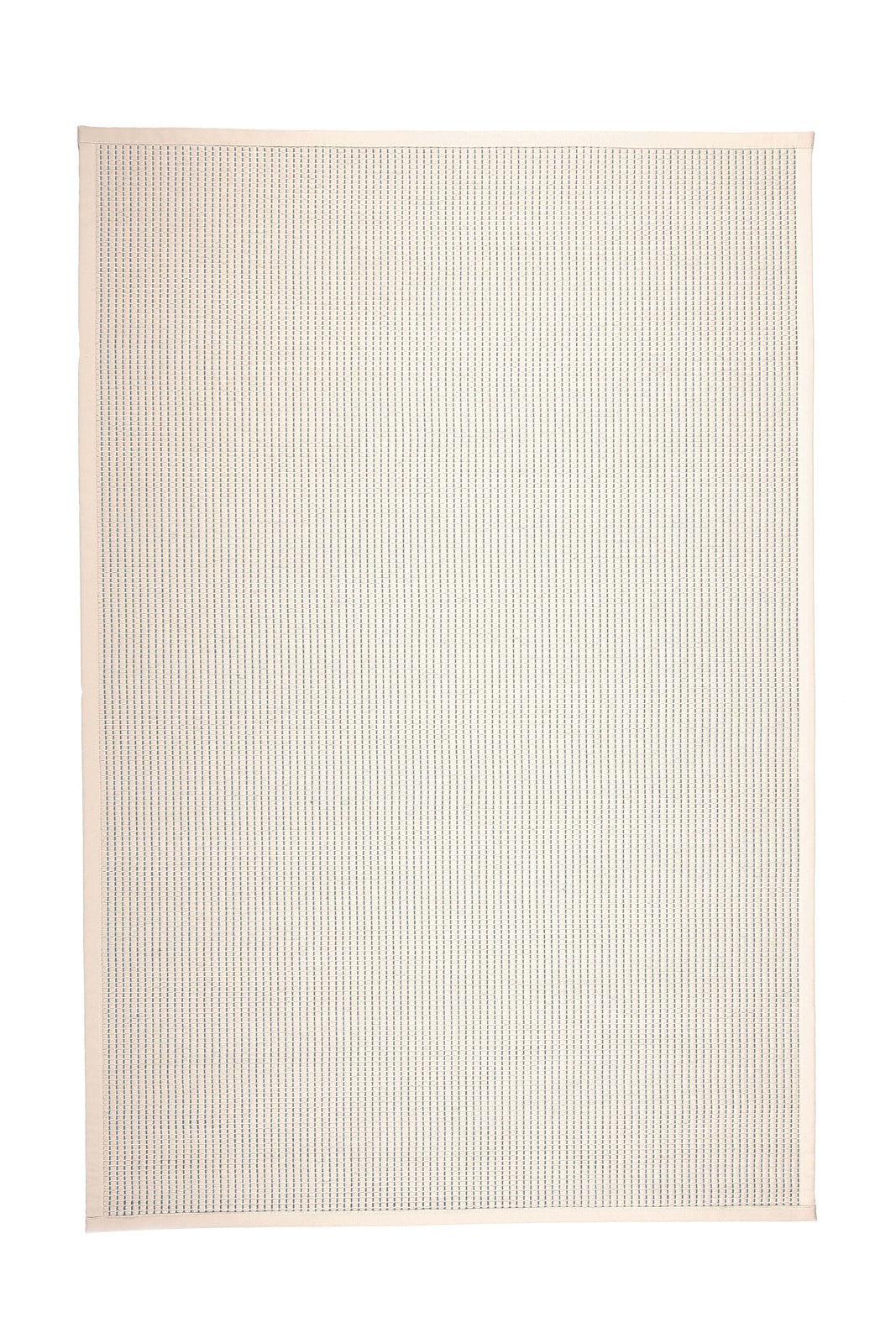 Eleganssi valkoinen Lyyra2-puuvillapaperinarumatto valkoisella paperinarulla.