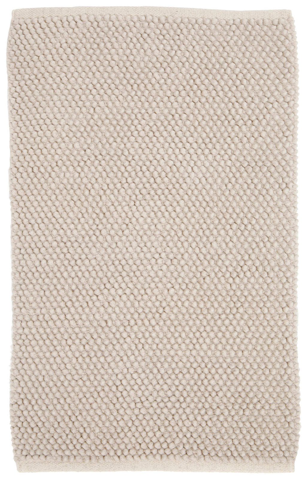 Pampulapintainen Olivia-puuvillamatto pellavanvärisenä. Imukykyinen matto liukumattomalla pohjalla sopii kodin kylpyhuone- ja wc-tiloihin.