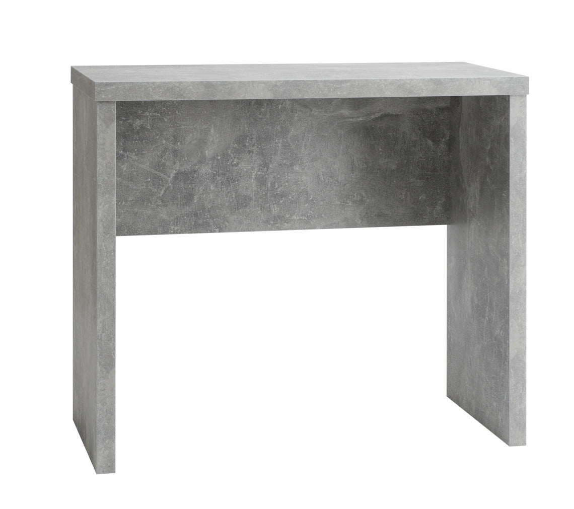 Shape-sarjan kapea työpöytä, harmaa betoninvärinen.