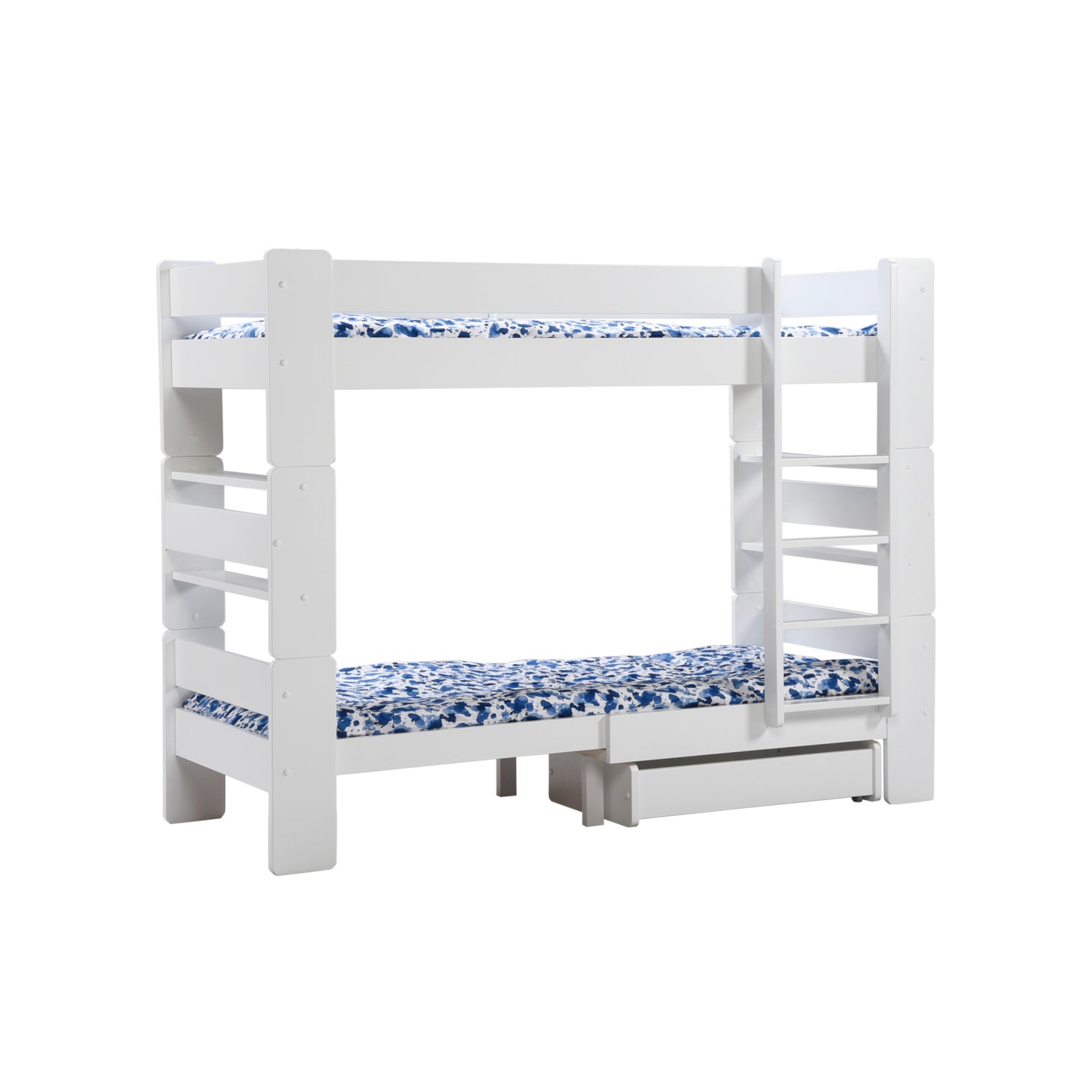 Kuvassa on alasänkynä jatkettava valkoinen Unipuu-sänky, josta on rakennettu Stemma-verkkokaupasta ja myymälöistä saatavilla Unipuu-lisäosilla kerrossänky. Kuvassa on myöskin lisävarusteena myytävä sängynaluslaatikko. Patja ja petivaatteet myydään erikseen.