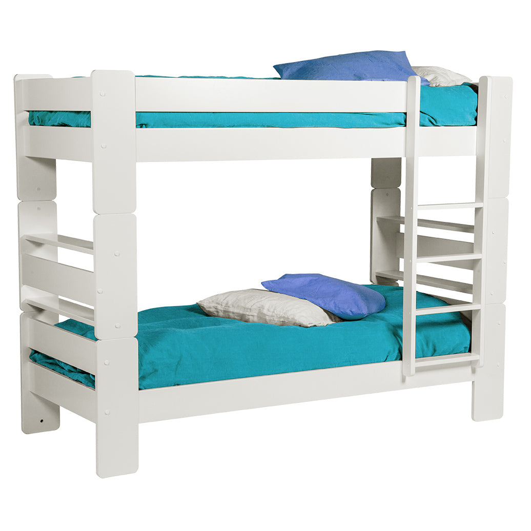 Valkoinen Unipuu-kerrossänky. Patja ja petivaatteet myydään erikseen.