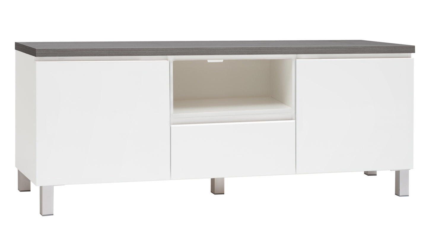 Kuvassa on 137 cm leveä valkoinen Viiva-Sarjan tv-taso antrasiitinvärisellä kannella ja hopeanvärisillä alumiinijaloilla.