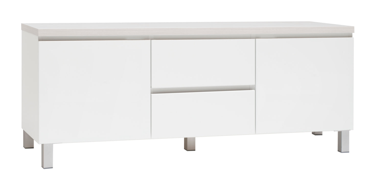 Kuvassa on 137 cm leveä valkoinen Viiva-sarjan tv-taso valkosaarninvärisellä kannella ja hopeanvärisillä alumiinijaloilla.