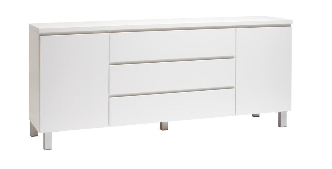 Kuvassa on 184 cm leveä kokovalkoinen Viiva-senkki hopeanvärisillä alumiinijaloilla.