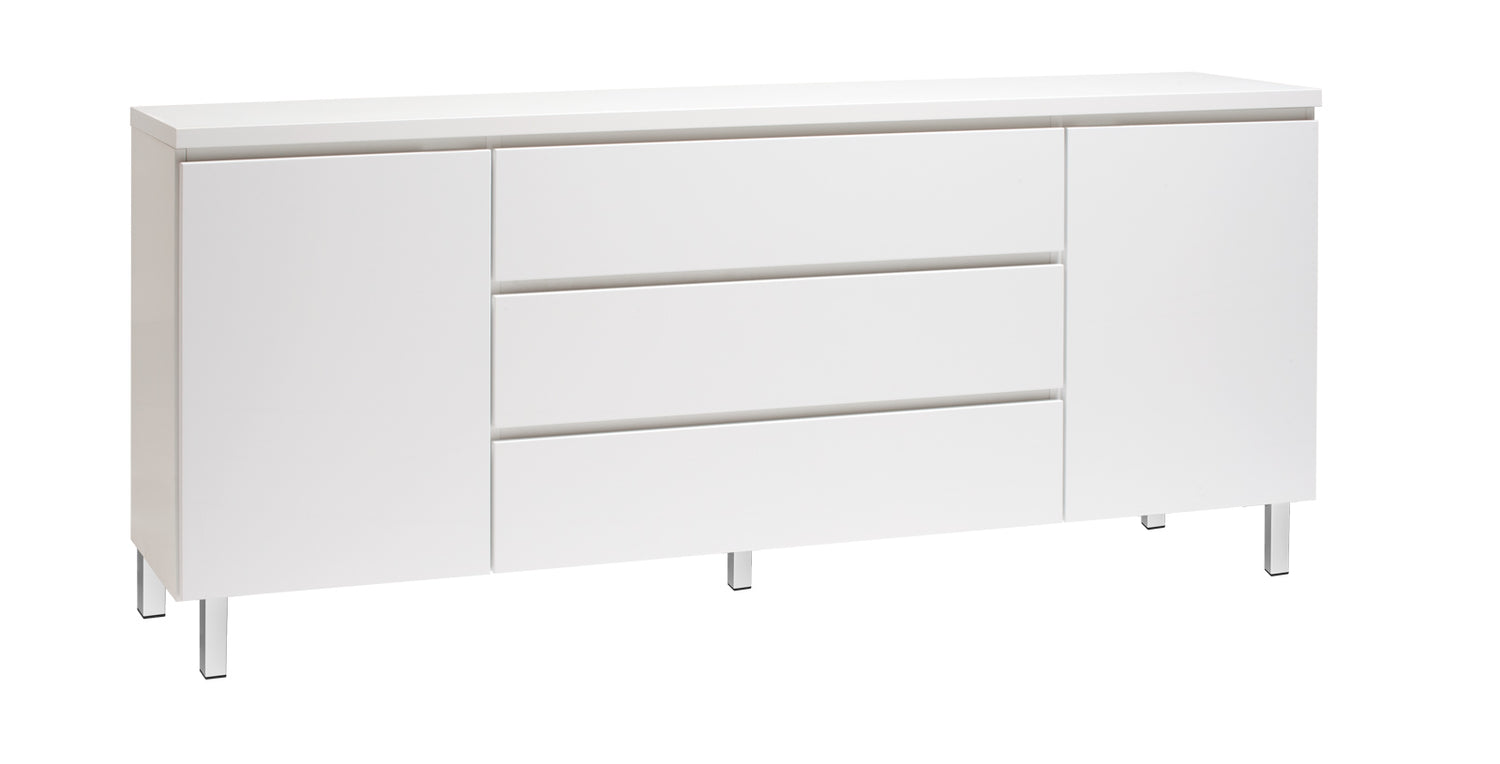 Kuvassa on 184 cm leveä kokovalkoinen Viiva-senkki valkoisilla metallijaloilla.