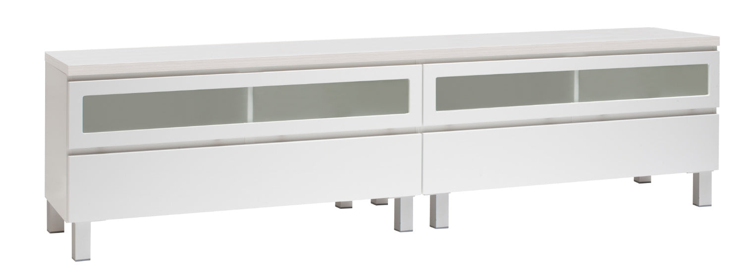 Kuvassa on 220 cm leveä valkoinen Viiva-sarjan tv-taso valkosaarninvärisellä kannella ja hopeanvärisillä alumiinijaloilla.