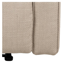 Lähikuvassa sähköinen Sanderson recliner-nojatuoli, beige kangasverhoilu.