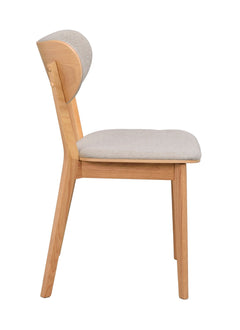 Kato-taivutetuoli tammen värisenä, harmaanheigellä istuimen ja selkänojan kangasverhoiluilla.