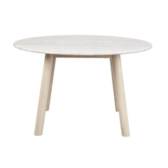 Valkotammenvärinen Taransay-ruokapöytä 125 cm. Pöytätaso on travertiinikiveä ja jalat FSC-sertifioitua tammea.