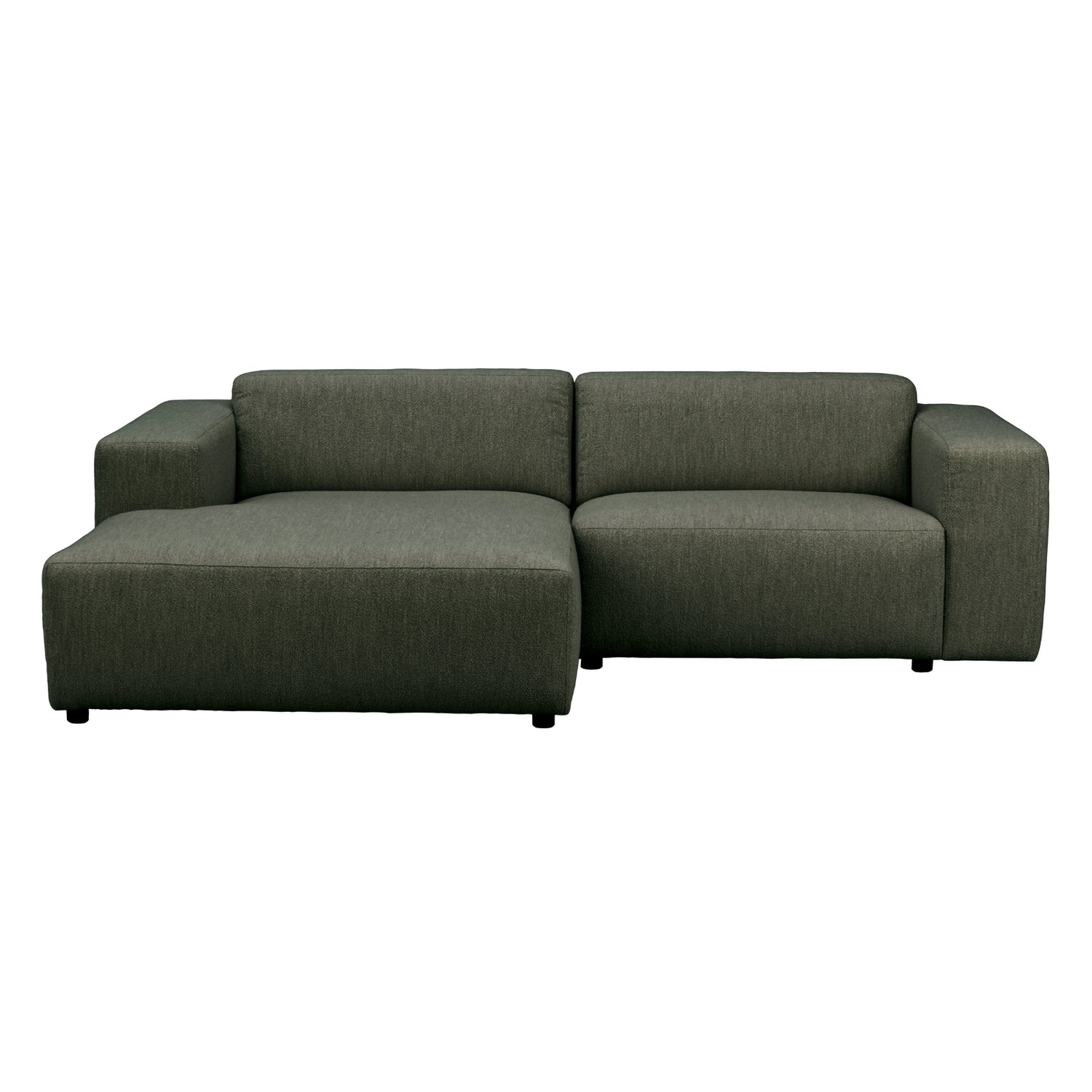 Kolmen istuttava Willard-divaanisohva tummanvihreällä Alice(#162)-kankaalla. Divaani vasemmalla.