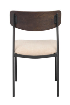 Ruskea Maymont-tuoli vaaleanbeigellä istuinosalla.