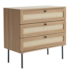 Pensacola-laatikosto, luonnonvärinen tammi. 3-laatikkoisen lipaston laatikoiden etulevyissä on yksityiskohtana polyrottinki. Mustat metallijalat.