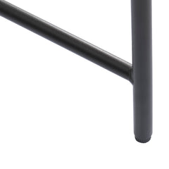 Lähikuvasa mustan Pensacola-yöpöytä/sivutason metallijalka.