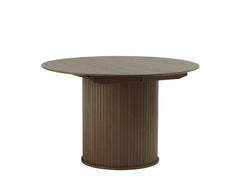 Savutammenvärinen jatkettava Nola-ruokapöytä - pöytälevyn halkaisija 120 cm voidaan jatkaa 167 cm:n pöydän keskeltä saatavilla olevilla jatkoilla.