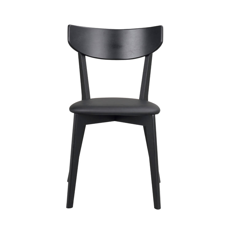 Ami- ruokapöydän tuoli mustalla tammirungolla ja mustalla keinonahkaverhoilulla.