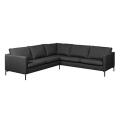 Aulanko-kulmasohva Lido Trend 102 -kankaalla ja mustilla metallijaloilla.