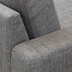 Lähikuvassa Ancona L 3FS -divaanisohvan harmaaanruskeaa Tuuru Basic 489 -kangasverhoilua.