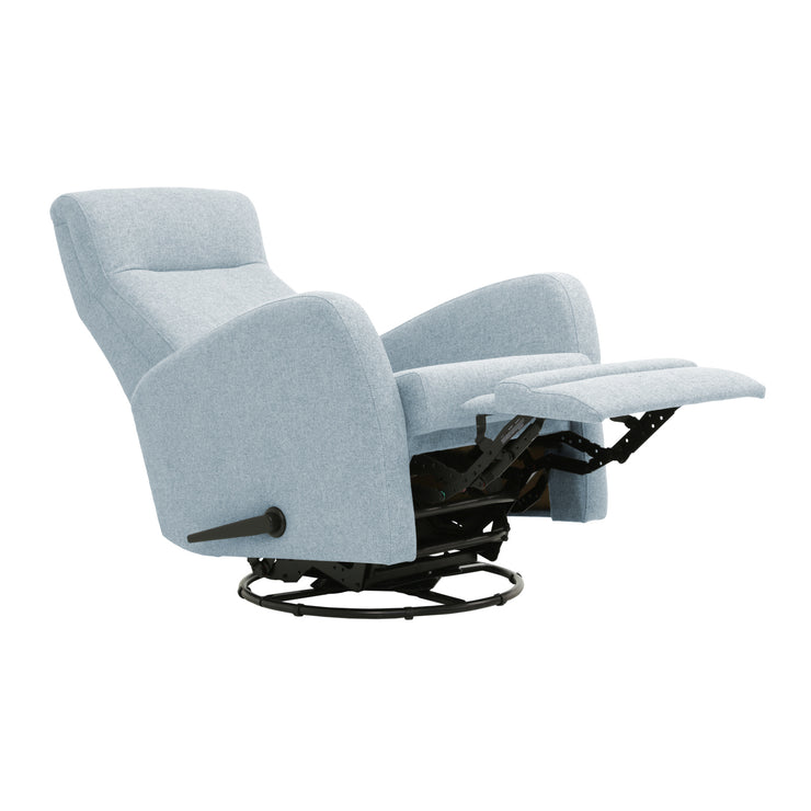 Anton-mekanismituoli vaaleansinisellä Cloud 71 -kangasverhoilulla. Kuvassa recliner-tuolin mekanismi on aukaistu kokonaan sivussa olevalla kahvalla. Tuolissa on myös pyörintä- ja keinuntaominaisuus.